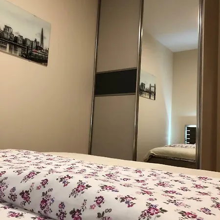 アパート Stari Aerodrom-bulevar Pera Cetkovica 33 *